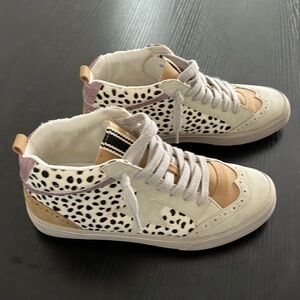 ShuShop Paulina High-top Sneaker